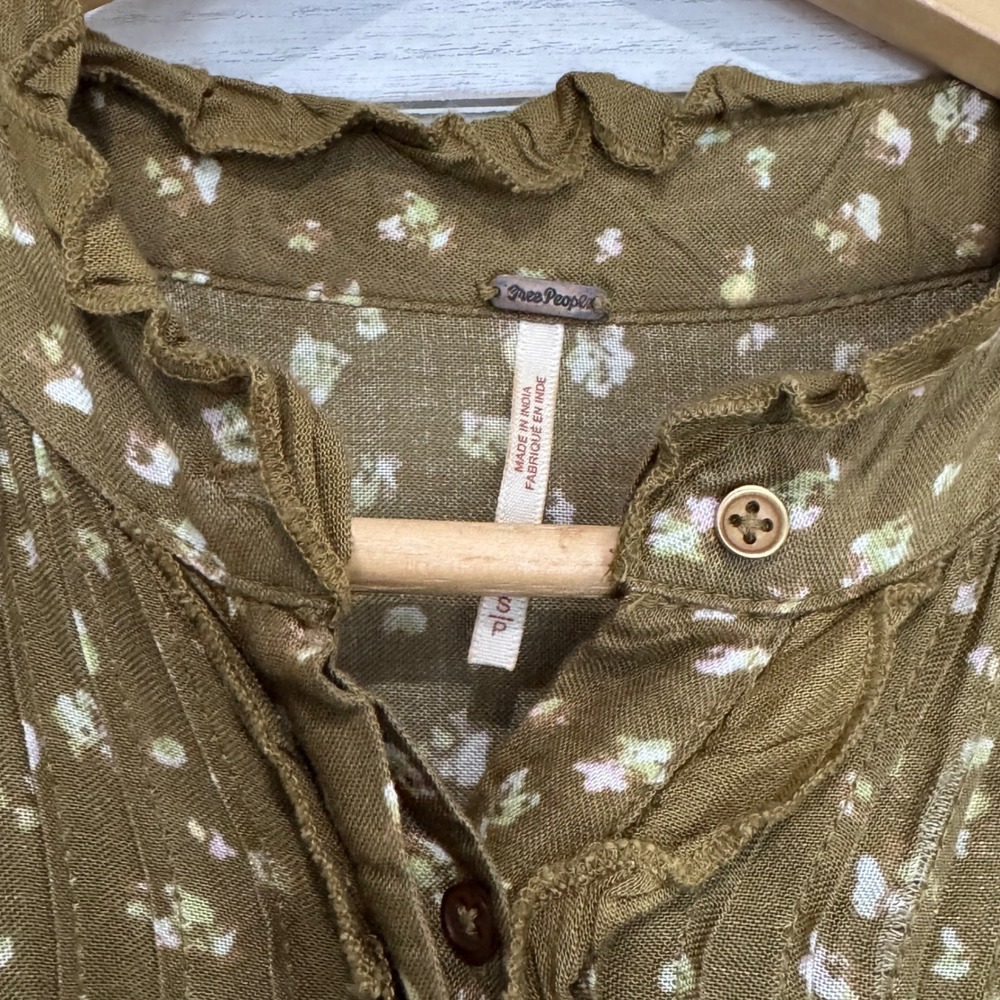 Free‎ People Rare Feelings Maxi Dress Olive Green Floral Boho Tiered Smocked S - Picture 9 of 13